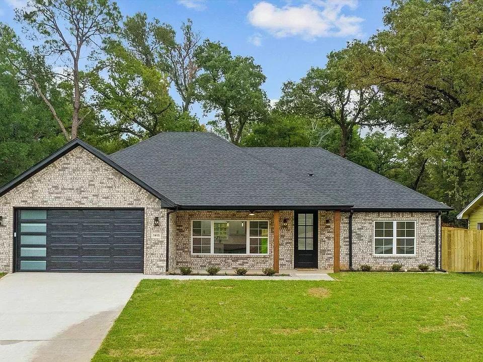 whatsapp image 2025 08 08 at 03.18.23 a676edaa